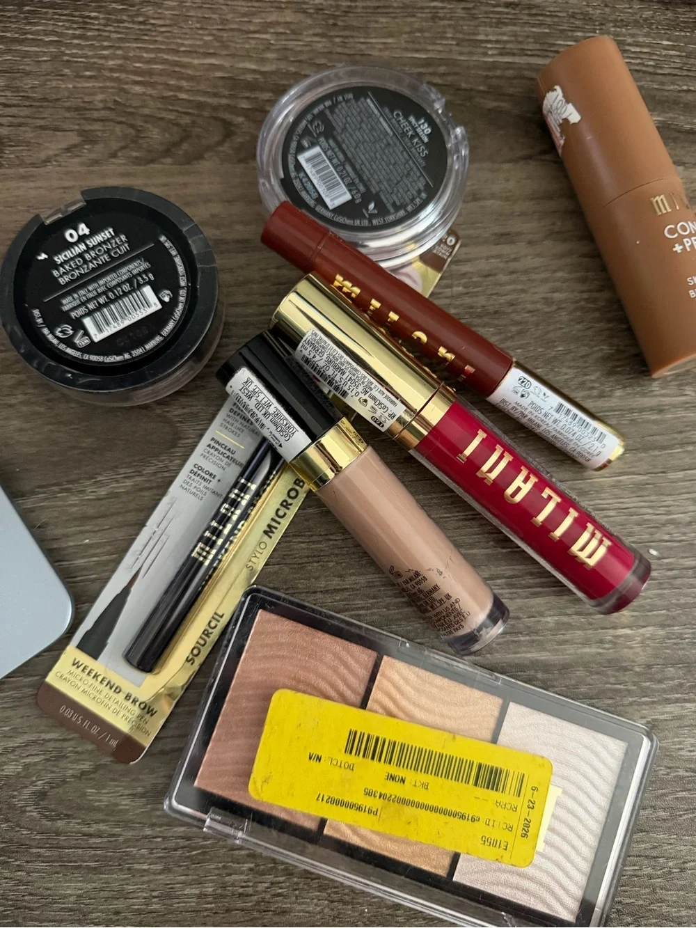 Milani Makeup Lot: 8 piece set all brand new